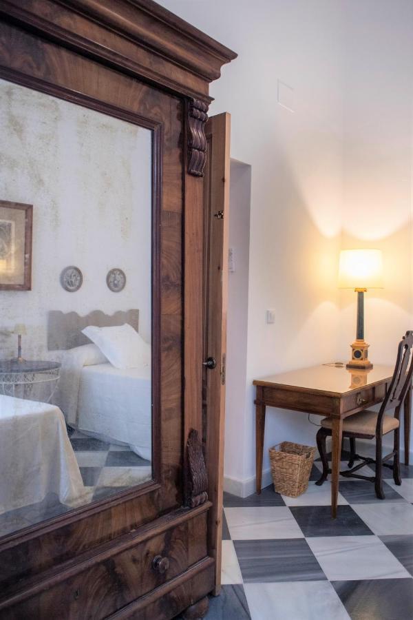 Gatu Premium Apartamento Palacio Oneto Con Jardin Privado " Preferente Mayores De 25 Anos Y Familias " El Puerto de Santa María Eksteriør bilde